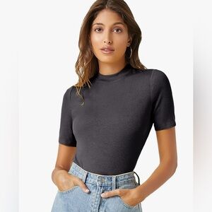 Verdusa Women's Casual Basic Mock Neck Short Sleeve